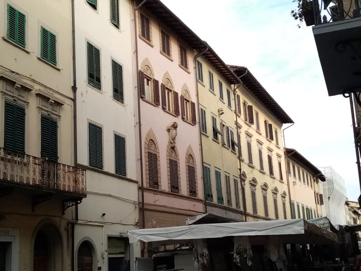 Il Nido Apus Architect Apartment Montevarchi Luaran gambar