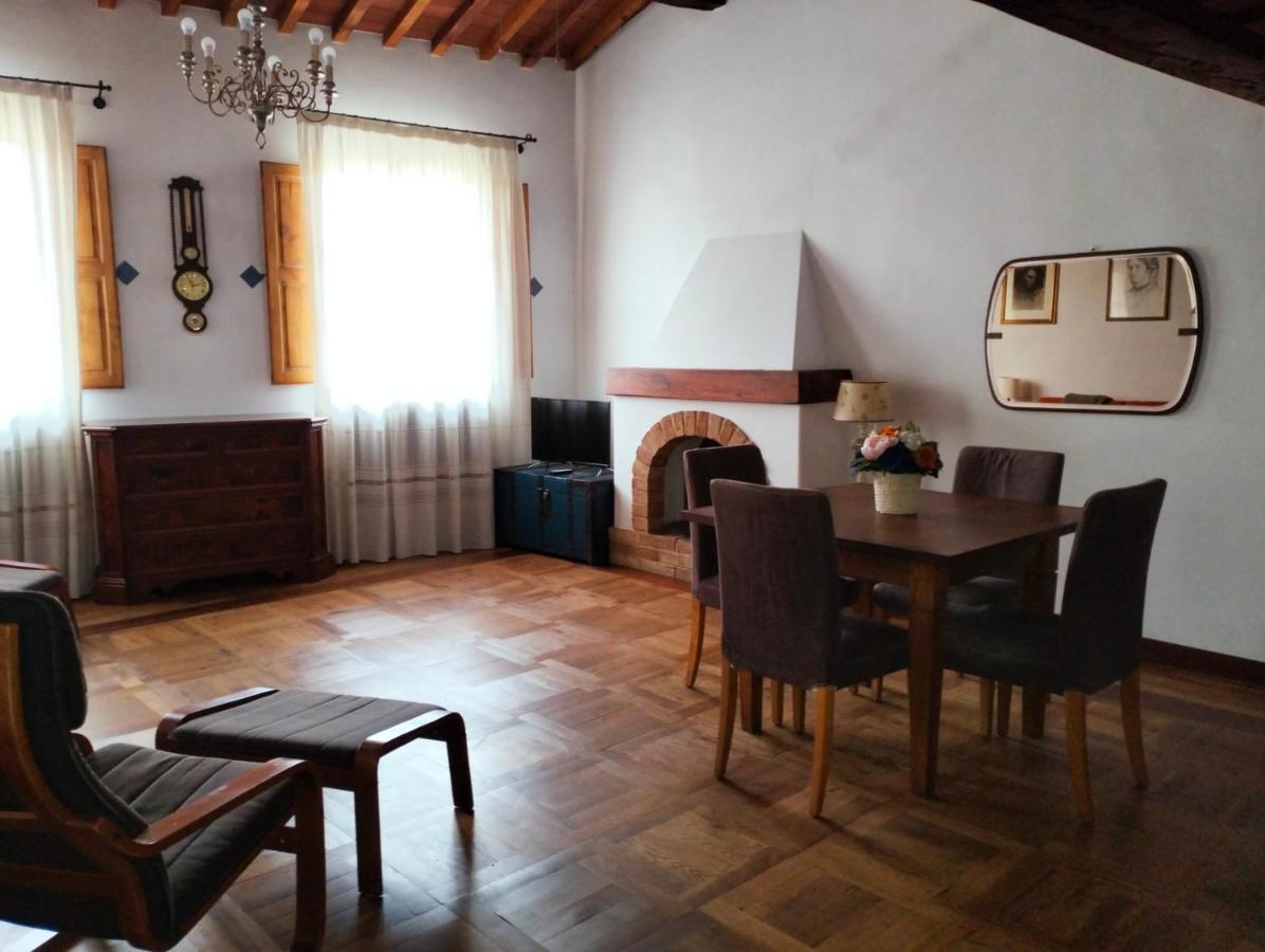 Il Nido Apus Architect Apartment Montevarchi Luaran gambar