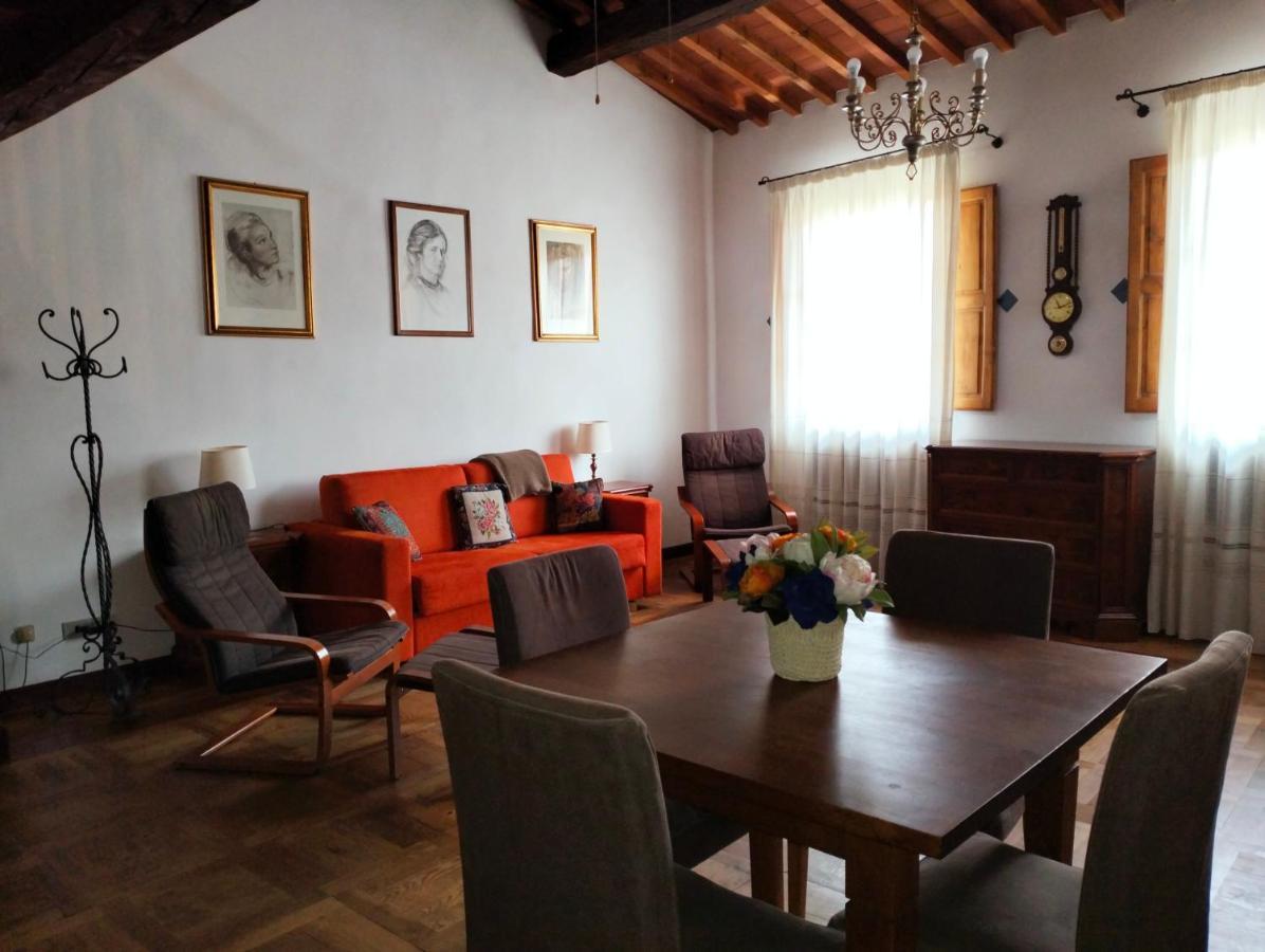Il Nido Apus Architect Apartment Montevarchi Luaran gambar
